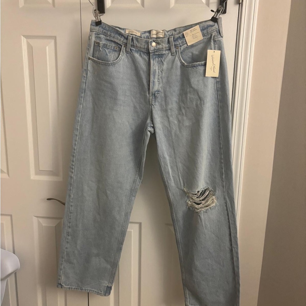 Universal Thread Light Blue Jeans